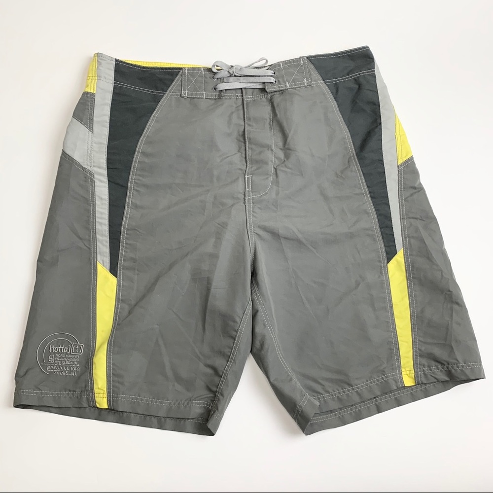 Totto Men’s Gray/Yellow Board Shorts Size 36